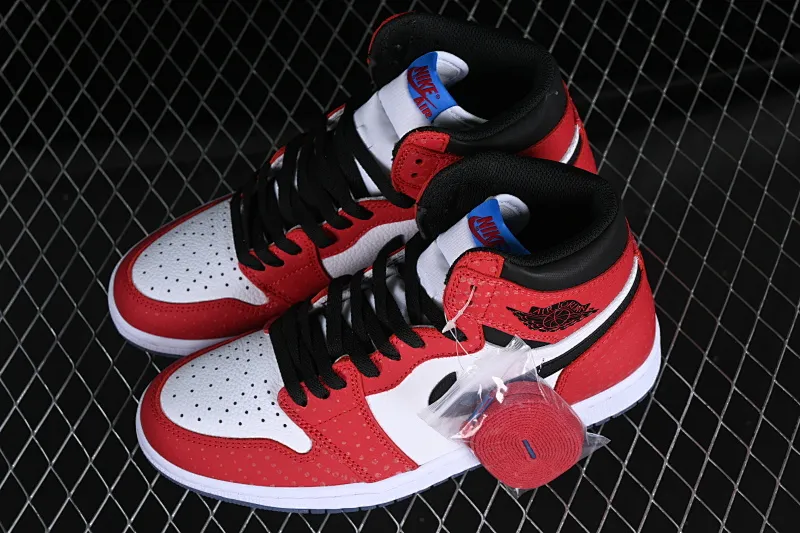 All categories Air Jordan Jordan series basketball shoes Air Jordan 1 High Air Jordan 1 Retro High "Chicago Crystal" AJ1 Joe 1 New Chicago Spider-Man 555088-602